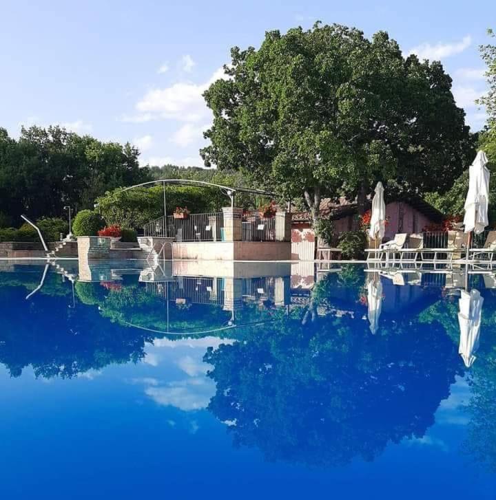 Il Querceto Delle Marine Hotell LʼAquila Exteriör bild
